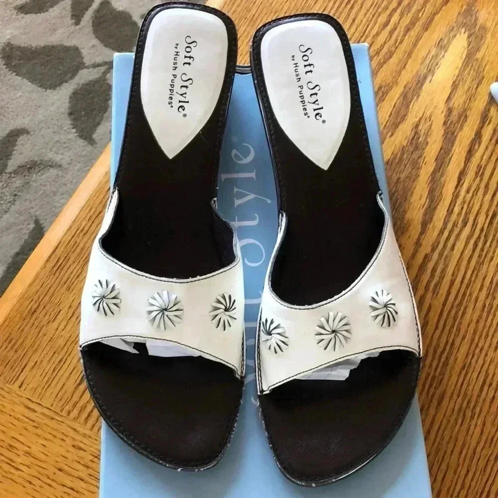 Soft Style white sandals